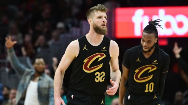 Cleveland Cavaliers forward Dean Wade.